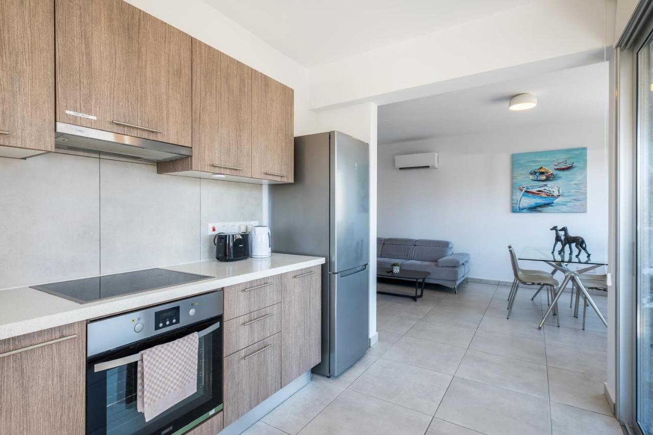 Solaar Apartments Faneromeni Larnaca Exterior photo
