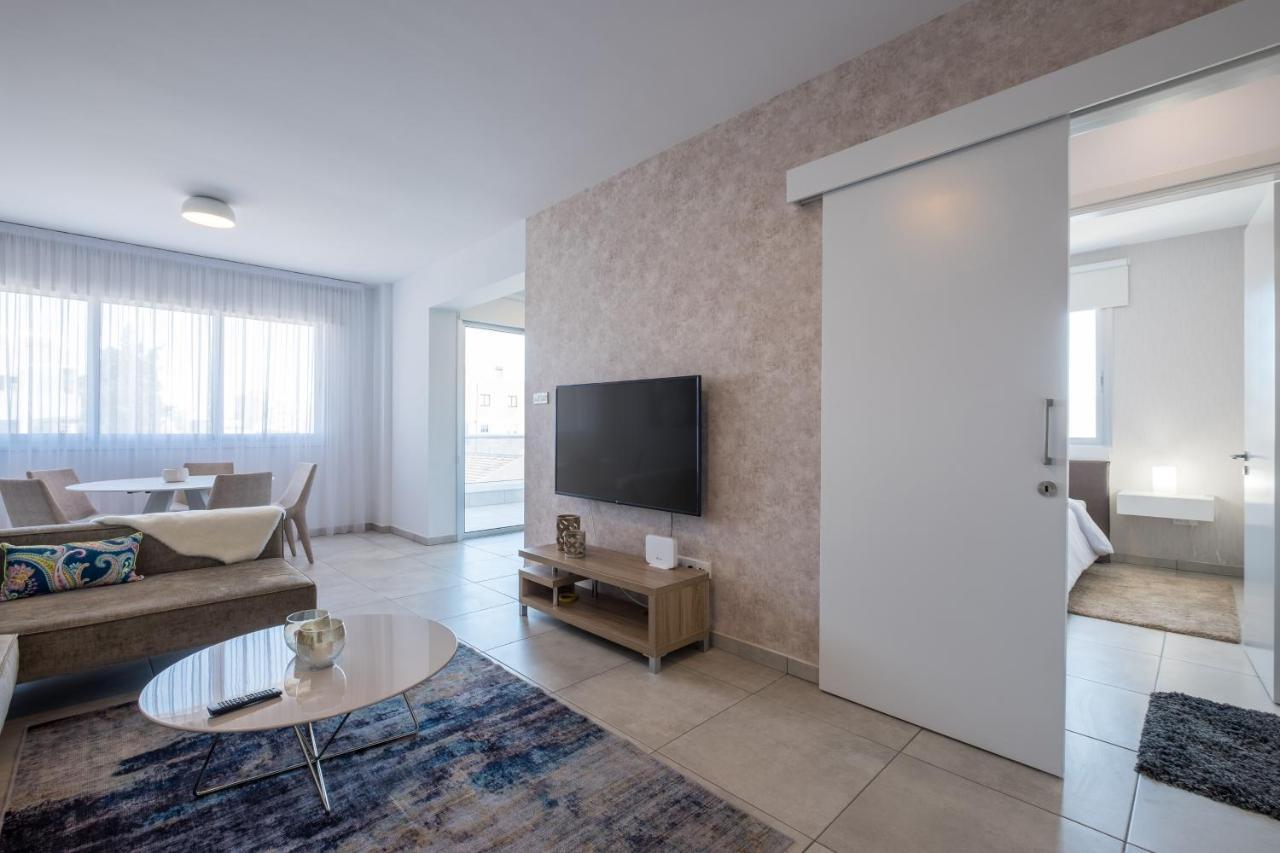Solaar Apartments Faneromeni Larnaca Exterior photo
