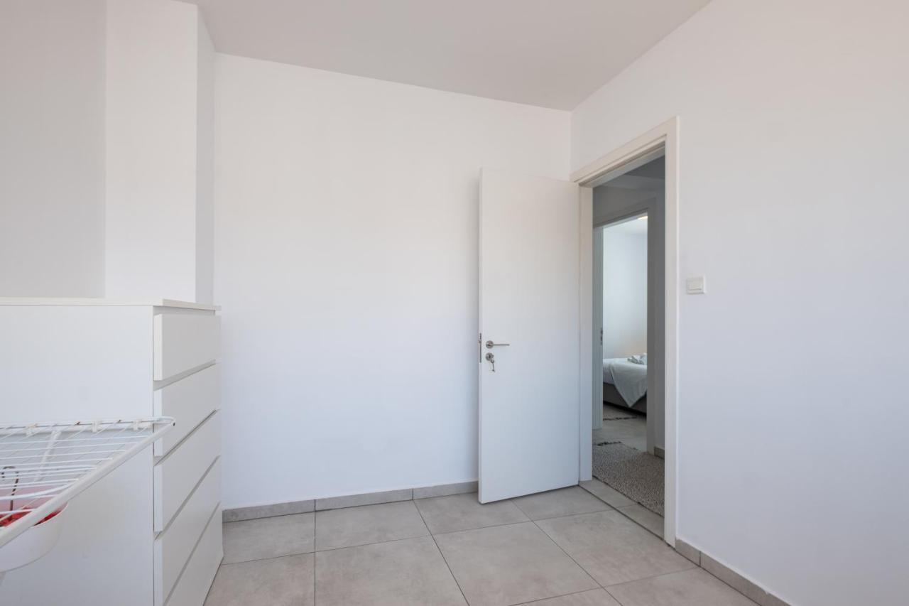 Solaar Apartments Faneromeni Larnaca Exterior photo